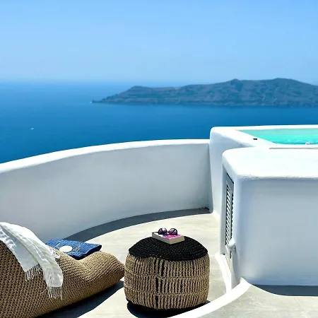 Eteoro Suites *
