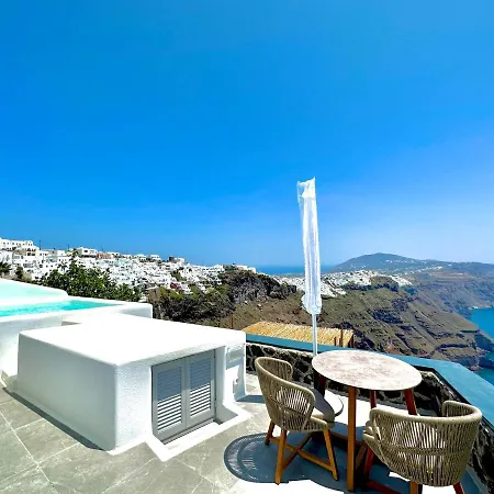 Eteoro Suites Aparthotel 4*