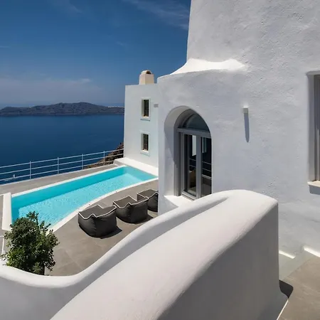Eteoro Aparthotel Imerovigli (Santorini)