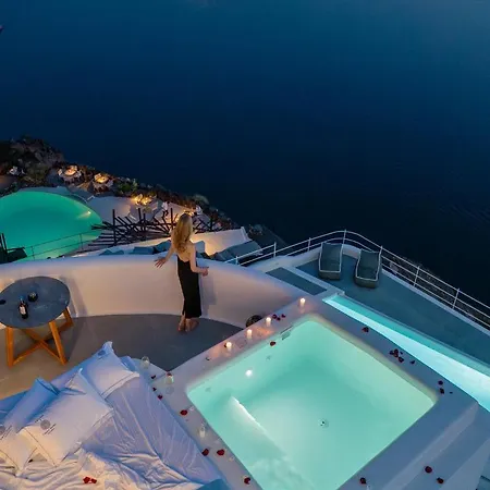 Eteoro Suites *