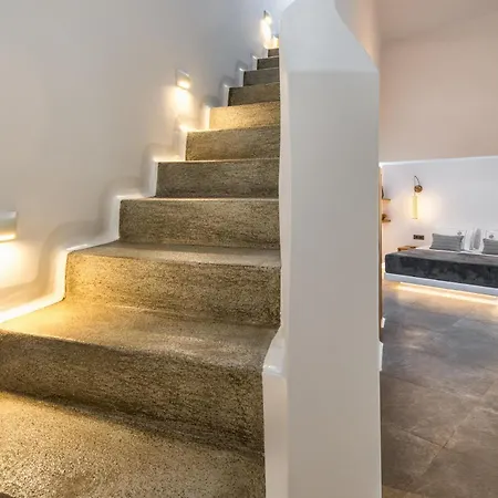 Eteoro Aparthotel Imerovigli (Santorini)