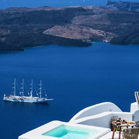 Eteoro Aparthotel Imerovigli (Santorini)