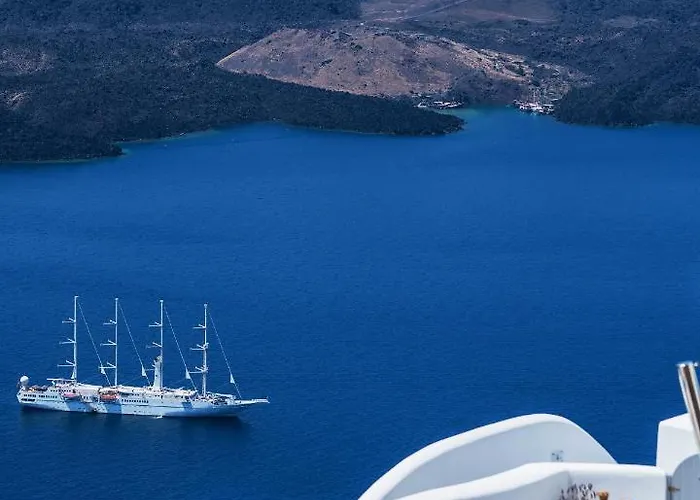 Eteoro Aparthotel Imerovigli (Santorini)