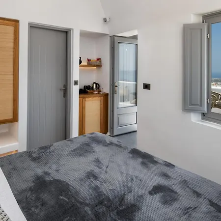 Eteoro Imerovigli (Santorini)